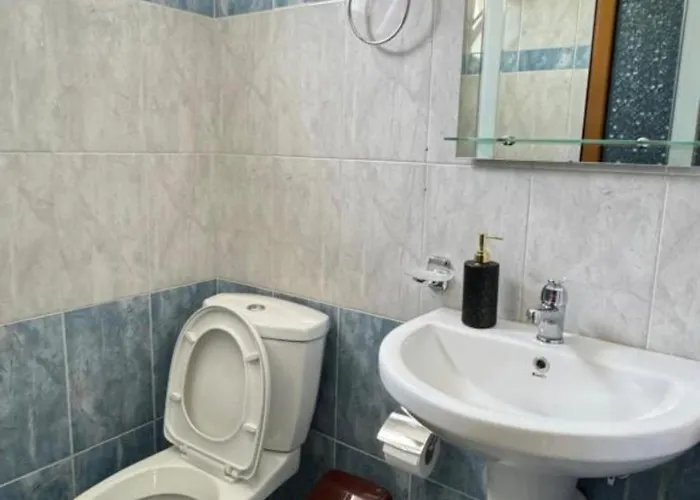 White House 2 Ksamil Pensjonat
