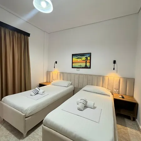 Konukevi White House 2 Ksamil Saranda