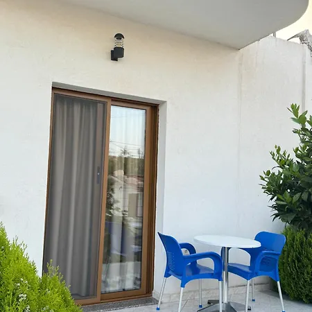 Konukevi White House 2 Ksamil Saranda