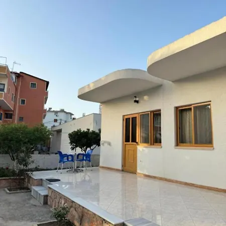 White House 2 Ksamil Penzion Sarandë